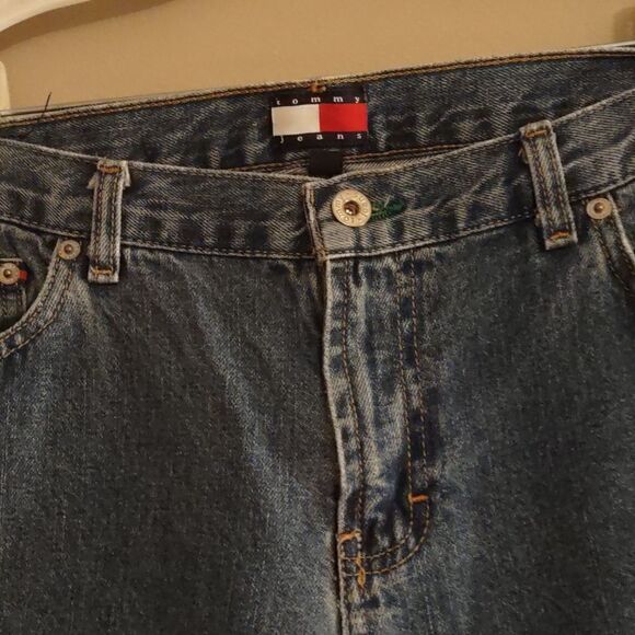 Tommy‎ Hilfiger Juniors size 13 flare medium wash jeans excellent condition - Picture 2 of 5